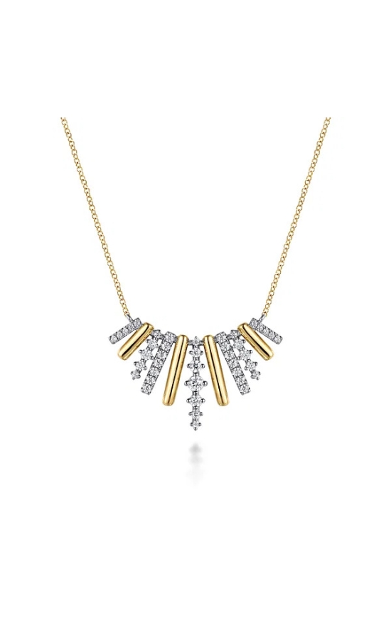 Graduating Diamond Pendant Necklace